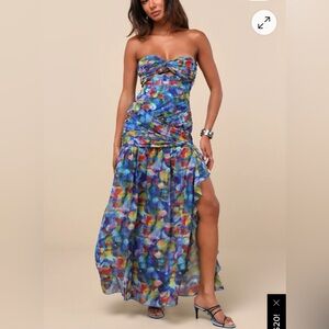 NWOT Lulus Jeniah Blue Multi Abstract Print Drop Waist Maxi Dress